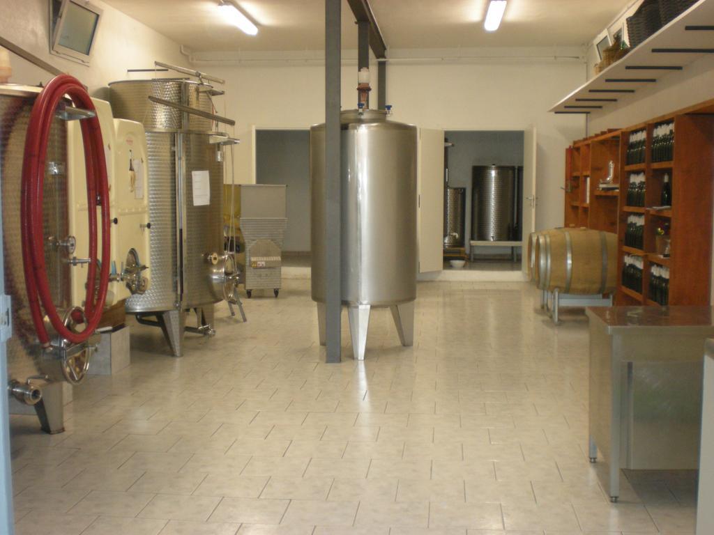 הוילה מאסה מריטימה Agriturismo Podere La Cascata מראה חיצוני תמונה