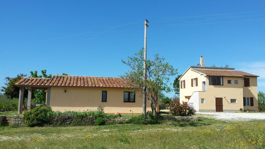 הוילה מאסה מריטימה Agriturismo Podere La Cascata מראה חיצוני תמונה