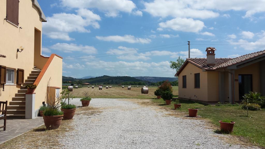 הוילה מאסה מריטימה Agriturismo Podere La Cascata מראה חיצוני תמונה